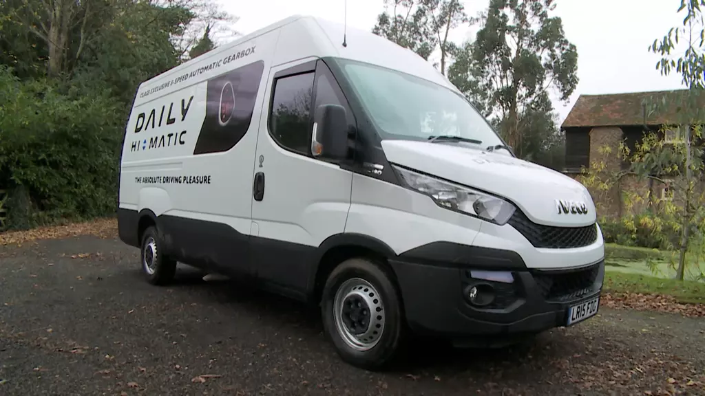 Iveco Daily 35C14 Diesel 2.3 Chassis CAB 3450 WB Hi-Matic